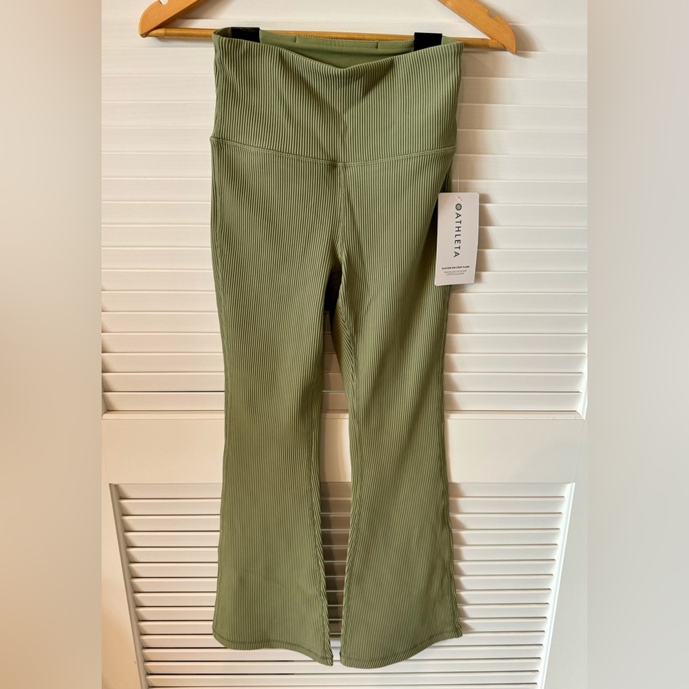 NWT Athleta Elation Rib Crop Flare